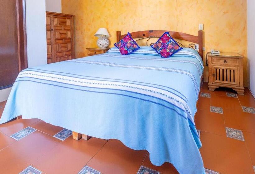 اتاق سوپریور با تخت بزرگ, Posada Del Centro