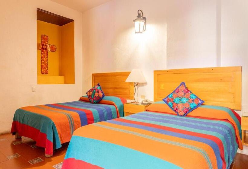 اتاق لوکس چهار تخته, Posada Del Centro