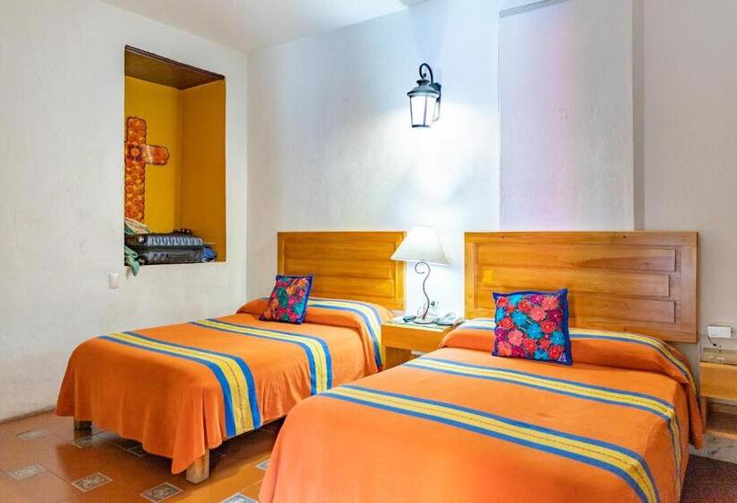 اتاق لوکس چهار تخته, Posada Del Centro