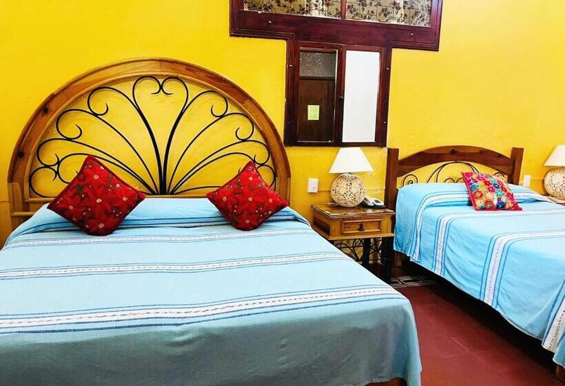 اتاق سوپریور چهار تخته, Posada Del Centro