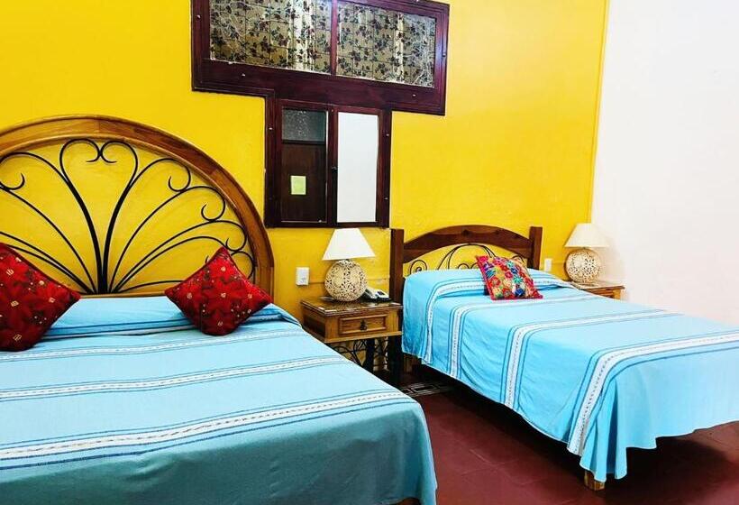 اتاق سوپریور چهار تخته, Posada Del Centro