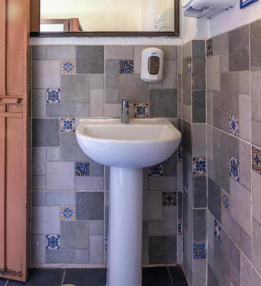 اتاق خانوادگی با سرویس بهداشتی مشترک, Posada Del Centro