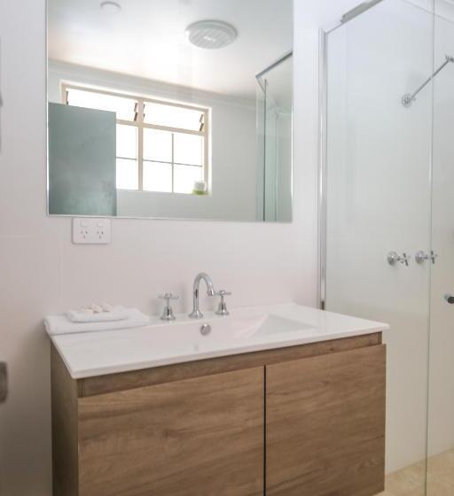 Семейный Номер, Bayview Hotel Woy Woy