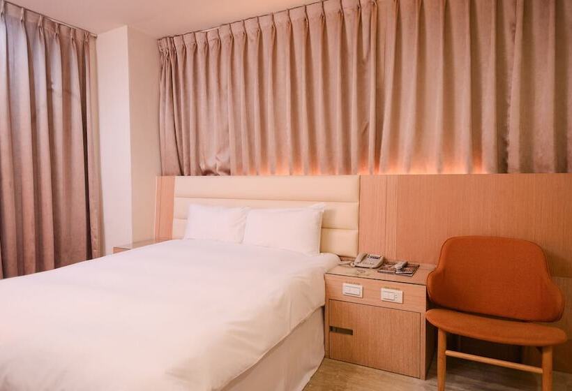 اتاق استاندارد, I Deal