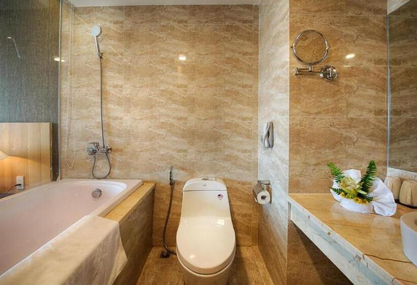 اتاق لوکس با تخت بزرگ, Muong Thanh Holiday Mui Ne