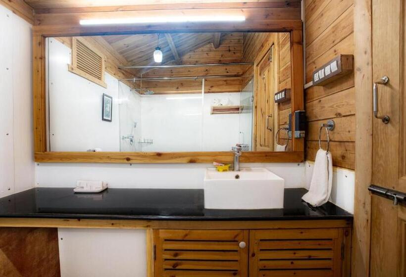 کابین, Stone Water Eco Resort
