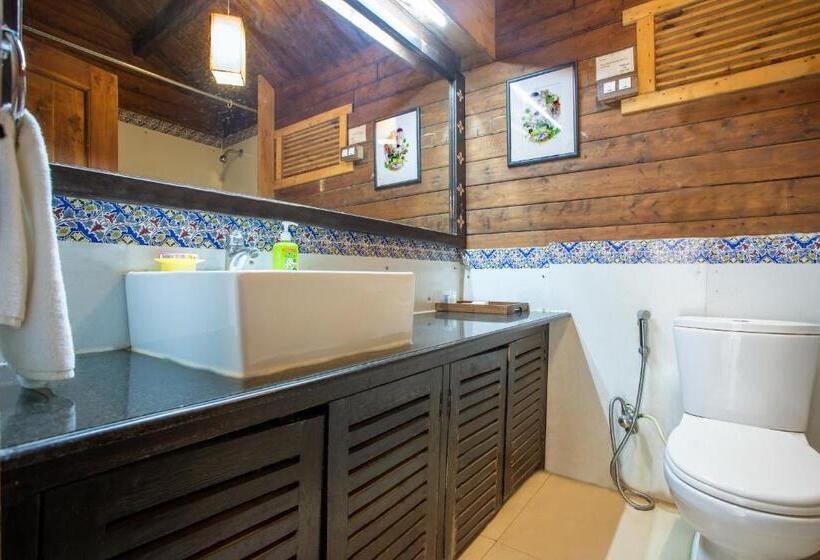 کابین, Stone Water Eco Resort