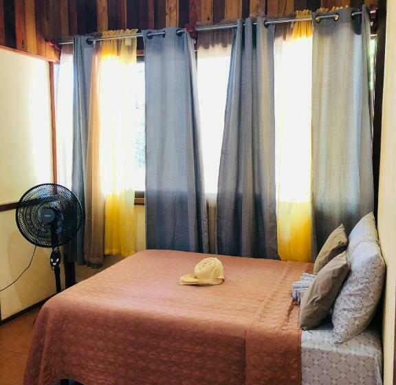 Номер Deluxe, Cocodrilo Sierpe