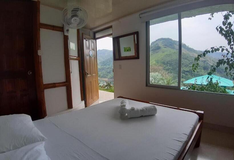정원 전망 4인용 스탠다드 룸, Ecohotel Campo Alegre