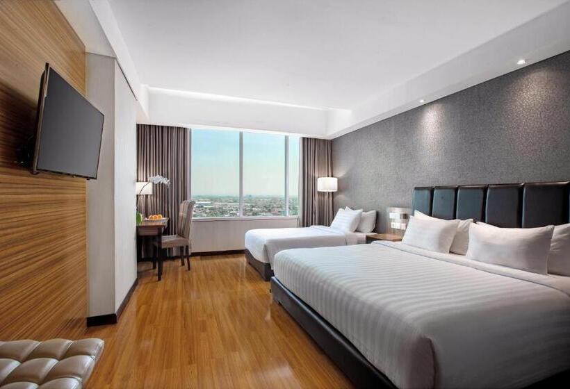 Семейный Номер Superior, The Alana Hotel & Convention Center Solo By Aston