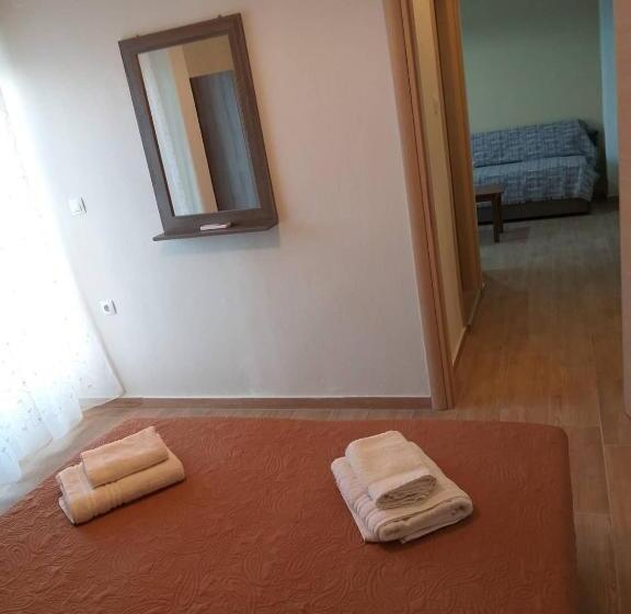 Апартаменты 1 Спальня, Nostos Apartments