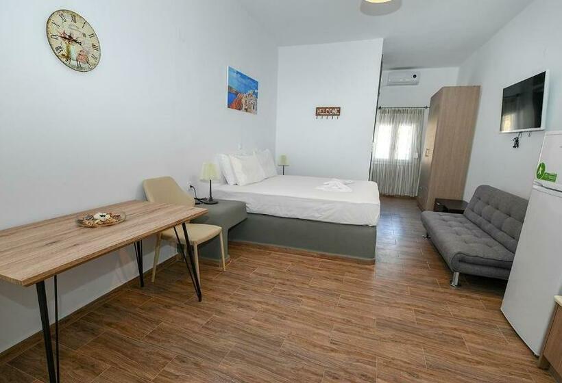 استودیوی لوکس, Thirassia Paradise Suites