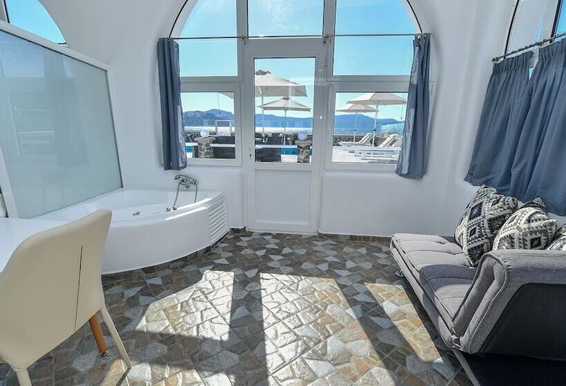 استودیوی لوکس, Thirassia Paradise Suites