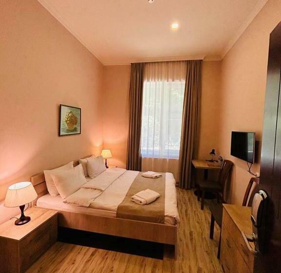 اتاق اکونومی, Abastumani Residence