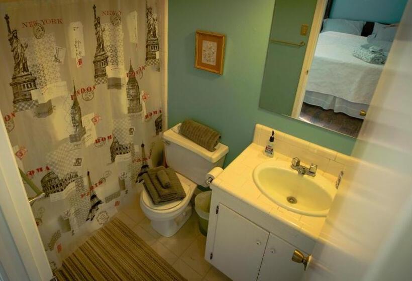 Family Suite, Village Studios