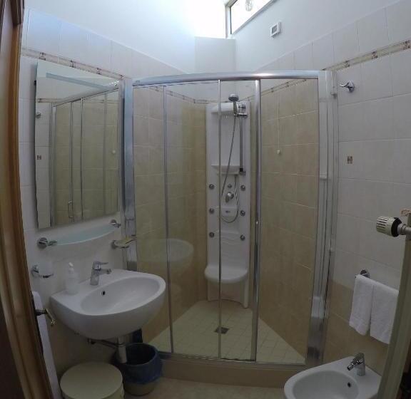 اتاق سوپریور, Albergo Nyers