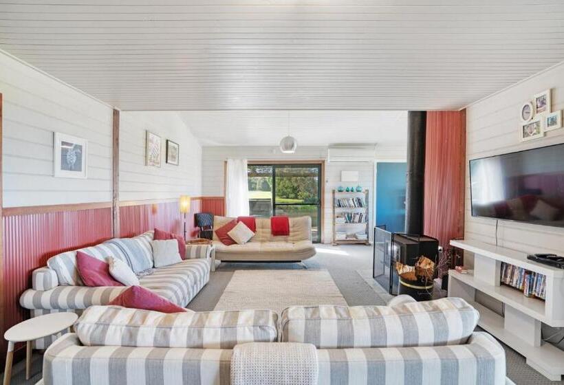 Апартаменты 3 Спальни, Bear Gully Coastal Cottages