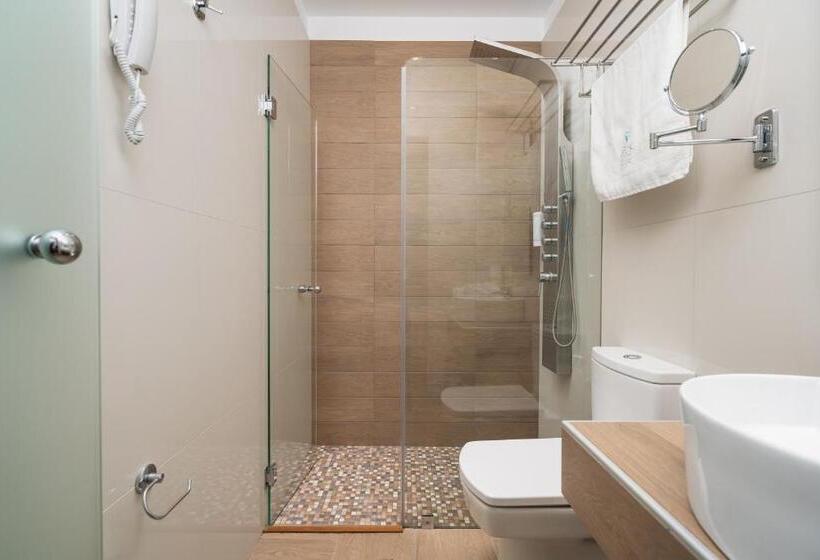 Номер Deluxe, Polis Of Naxos Boutique