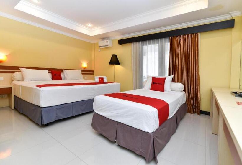 Семейный Номер, Reddoorz Plus Near Mall Bali Galeria 2