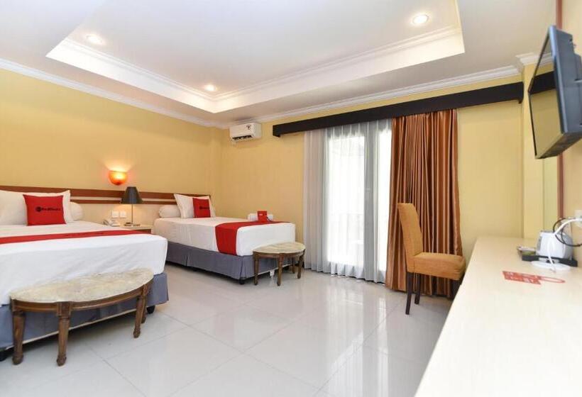 Номер Deluxe, Reddoorz Plus Near Mall Bali Galeria 2