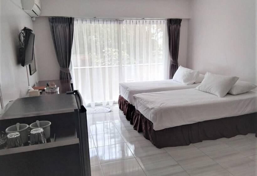 اتاق استاندارد, The Farm House Hotel Ranong