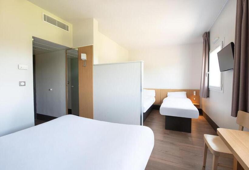 Четырехместный Номер Стандарт, B&b Hotel Creil Chantilly