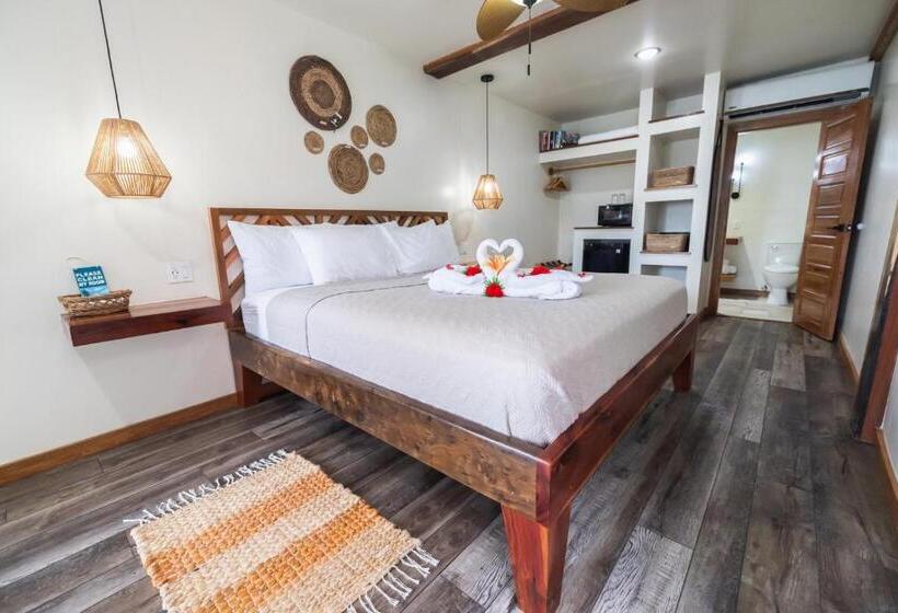 اتاق استاندارد با تخت بزرگ, Ocean Tide Beach Resort
