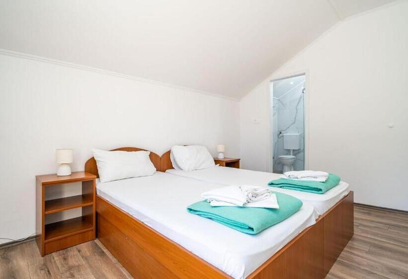 اتاق سوپریور با چشم‌انداز دریا, Guest House Daniela