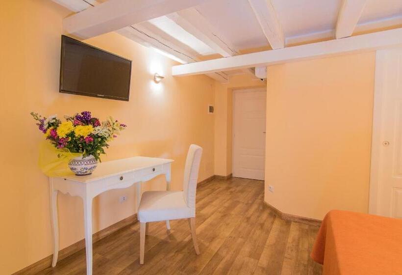 اتاق استاندارد, B&b Apollo