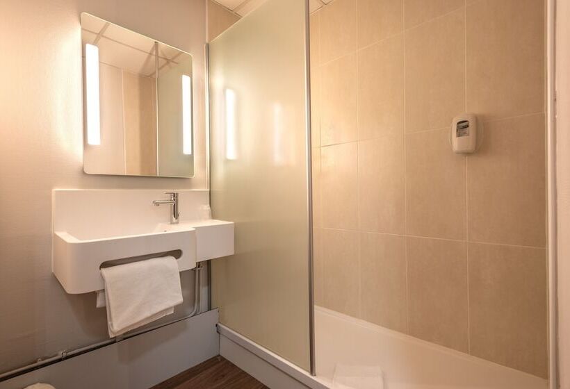 اتاق استاندارد سه نفره, B&b Hotel Quimper Sud Bénodet