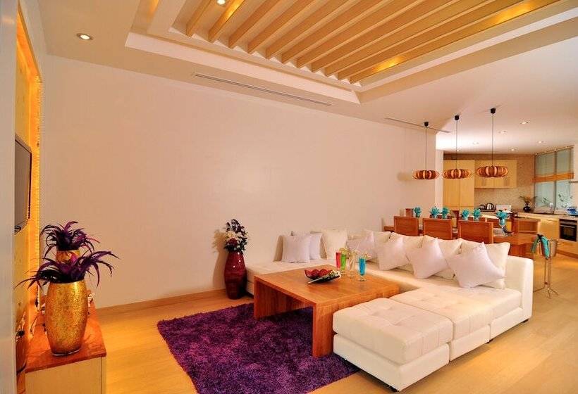 Люкс, Beachfront Phuket