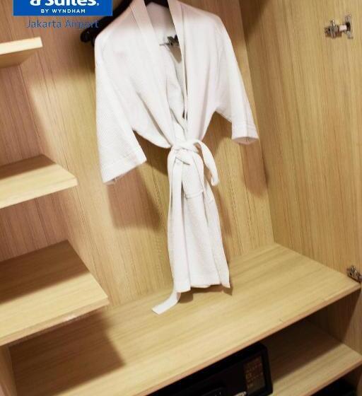 سوئیت رویال, Days Hotel & Suites By Wyndham Jakarta Airport