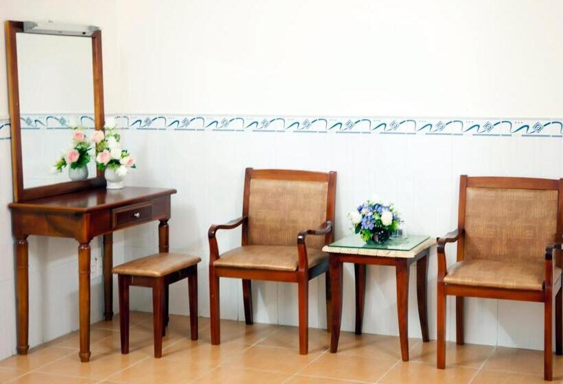 اتاق استاندارد, Hung Anh