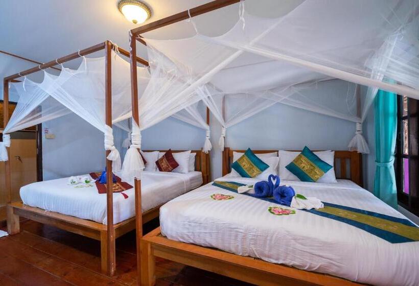 패밀리 룸, Lipe Beach Resort