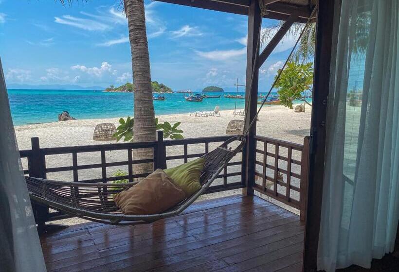 프리미엄 방갈로, Lipe Beach Resort
