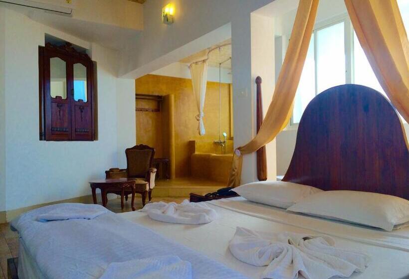 سوییت, Royal Emirates Resort & Spa