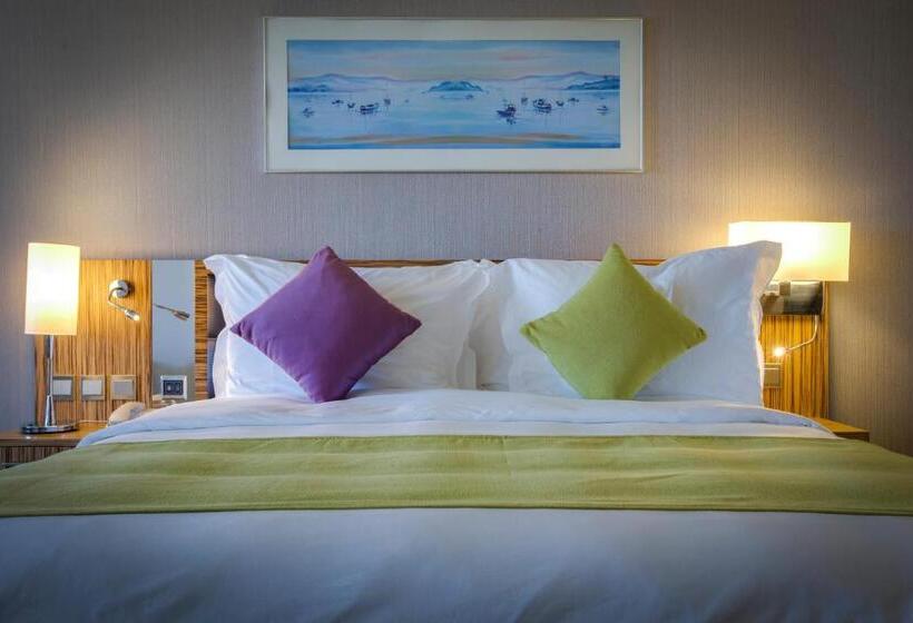 سوییت جونیور, Radisson Blu Resort Jizan