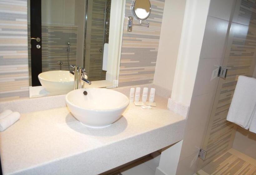 Premium Room Side Sea View, Radisson Blu Resort Jizan