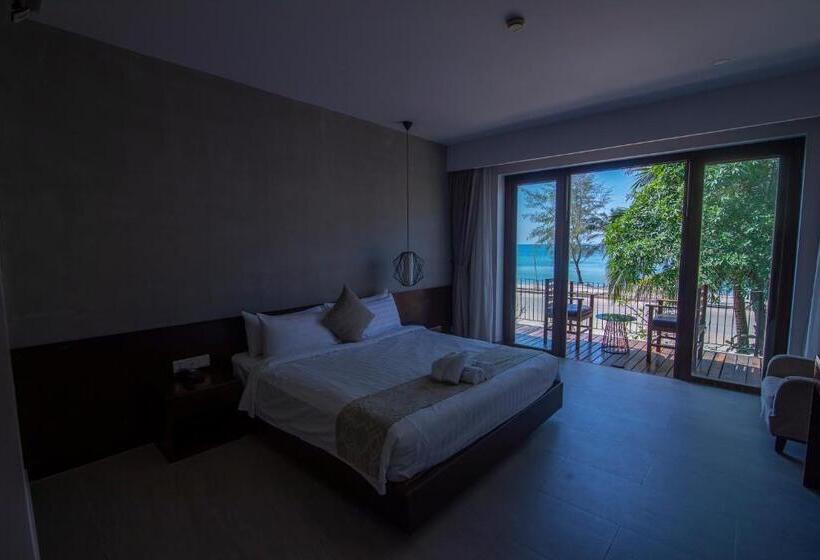 اتاق سوپریور با چشم‌انداز دریا, Ren Resort
