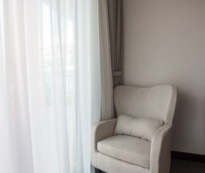 اتاق استاندارد, Ren Resort