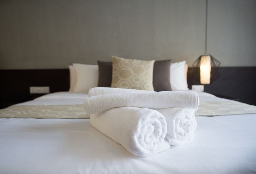 اتاق کلاب, Ren Resort