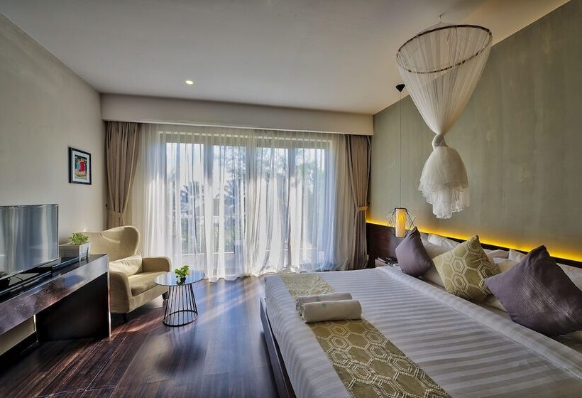 اتاق سوپریور با چشم‌انداز دریا, Ren Resort