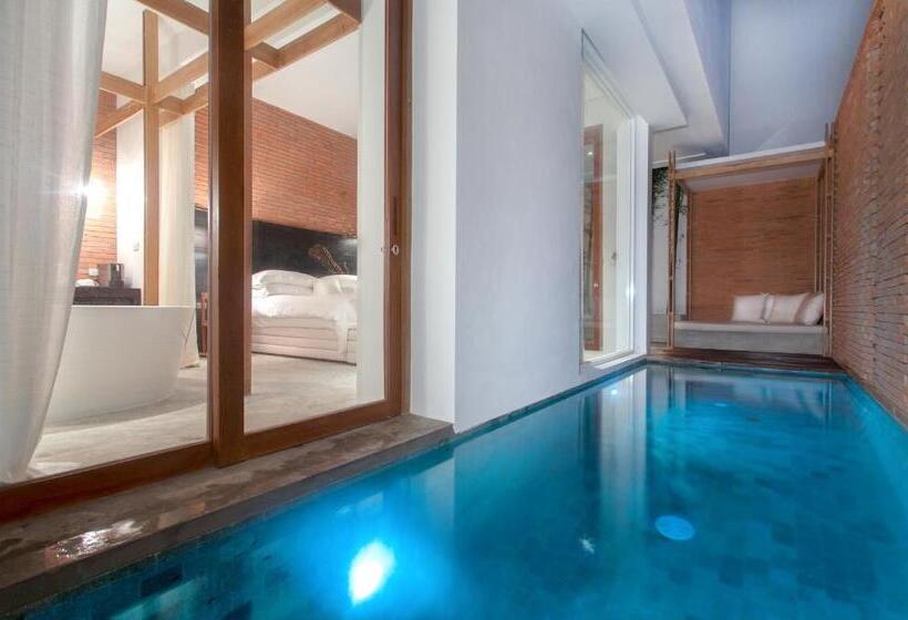 سوییت با استخر, Sala Ayutthaya