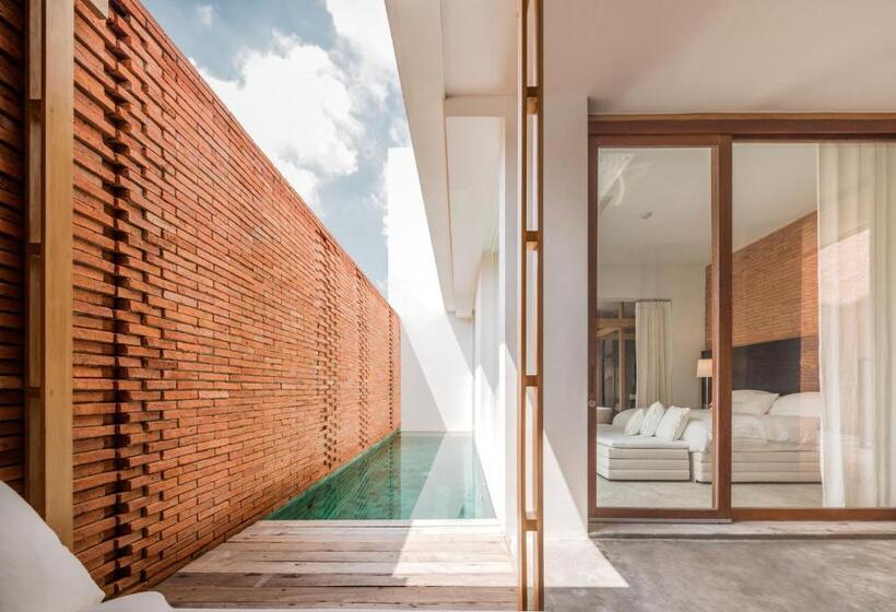 سوییت با استخر, Sala Ayutthaya