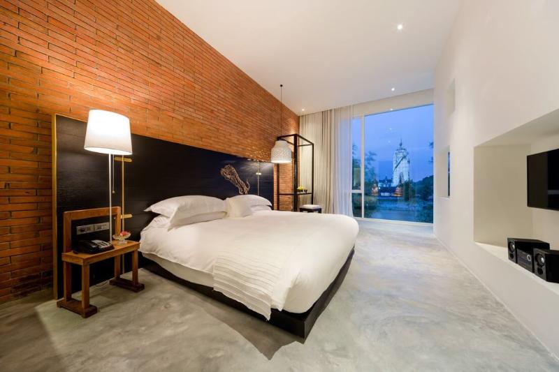 Deluxe room with river view, Sala Ayutthaya