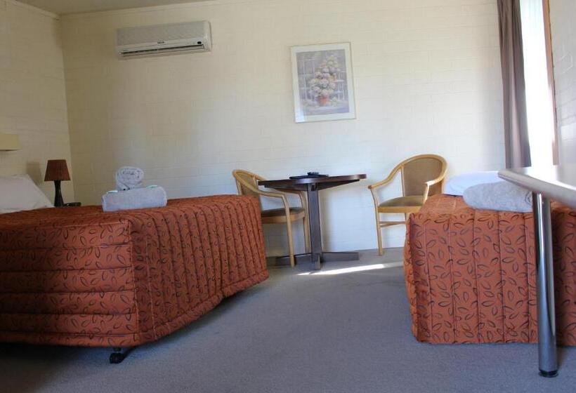 스탠다드 룸, Cobram Colonial Motor Inn