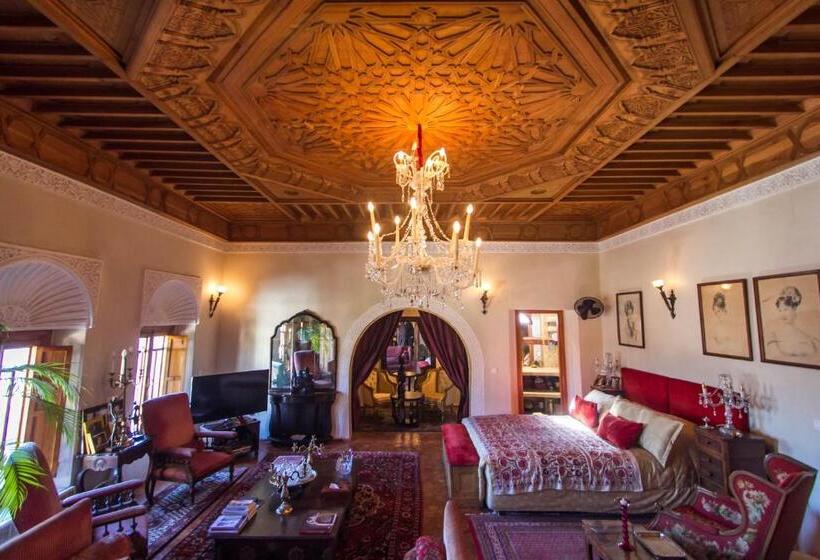 Люкс, Riad Thamayna