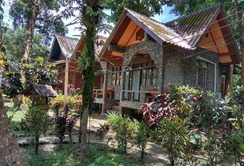 标准间带山景, Tree Tops River Huts