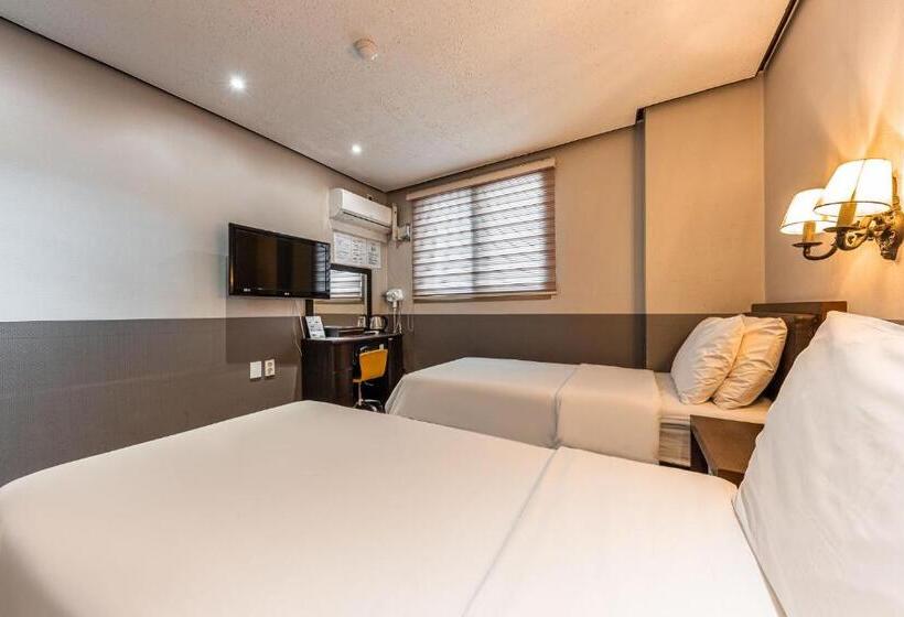 اتاق اکونومی, Friendly Dh Naissance Hotel By Mindrum Group