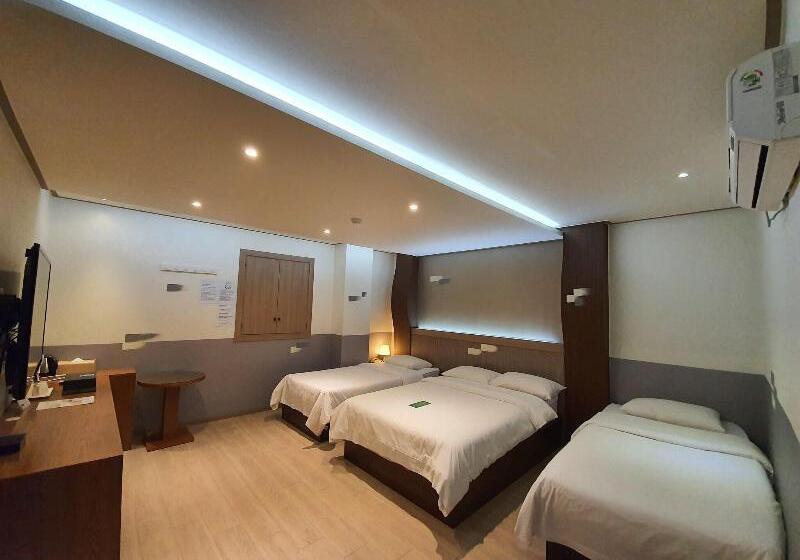 اتاق استاندارد, Friendly Dh Naissance Hotel By Mindrum Group